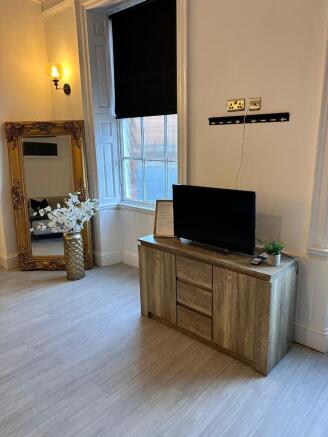 1 bed Apartment to rent Image 3