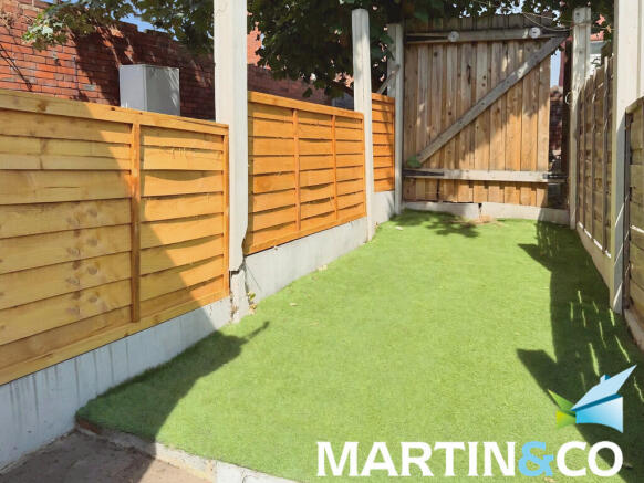 2 bed Terraced for sale Image 4