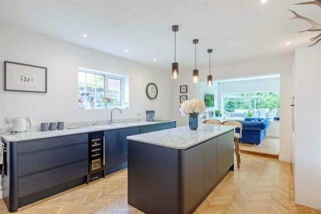 For Sale by Aspire Residential - Offington Lane