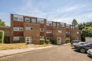 10, Woodlands Court, Constitution Hill, Woking GU22 7RY