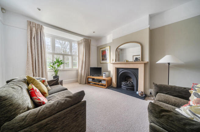 1424109-4-69b0531...