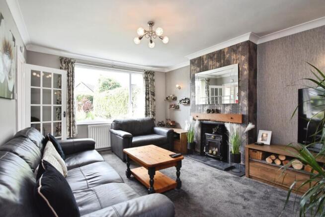 3 bed Bungalow for sale Image 4