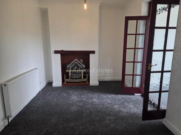 2 bed Semi-Detached to rent Image 4