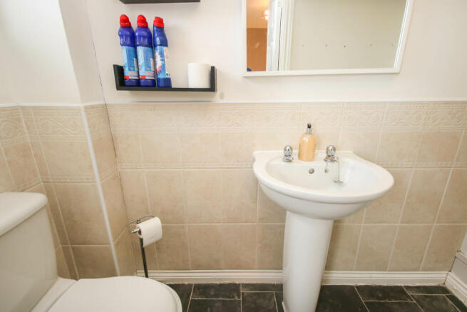 En Suite 2.JPG