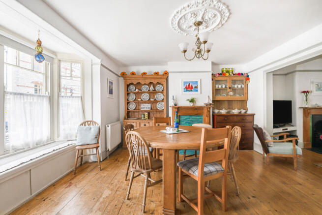 15 Dining Room.JPG