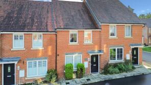 45, Bramley Drive, Hartley Wintney, Hook RG27 8ZF