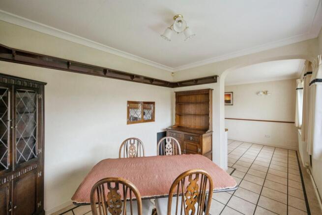 2 bed Detached Bungalow for sale Image 5