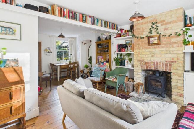 CAM02545G0-PR0544-STILL001