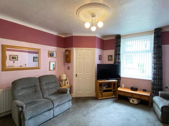 2 bed Terraced for sale Image 4