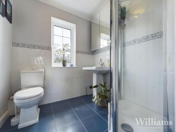 Master Bedroom & En Suite