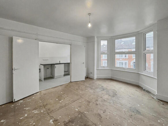 56b Childebert Road, Balham, London SW17 8EX