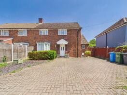 36, Douglas Lane, Wraysbury, Staines-upon-thames TW19 5NG