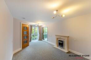Flat 25, Crayshaw Court, Abbotsmead Place, Caversham, Reading RG4 8EQ