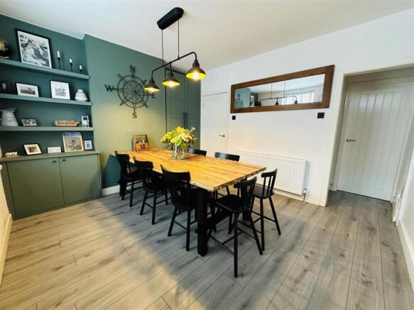 2 bed Terraced for sale Image 5