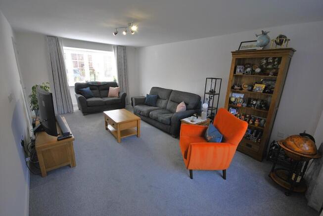 4 bed Detached for sale Image 9
