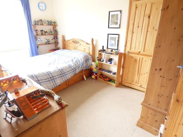 BEDROOM 3