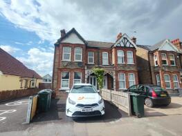 82, The Brent, Dartford DA1 1YW