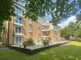 12, 3 Chine Court, Chine Crescent Road, Bournemouth BH2 5BN
