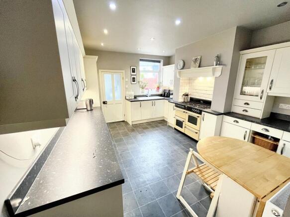Dining Kitchen