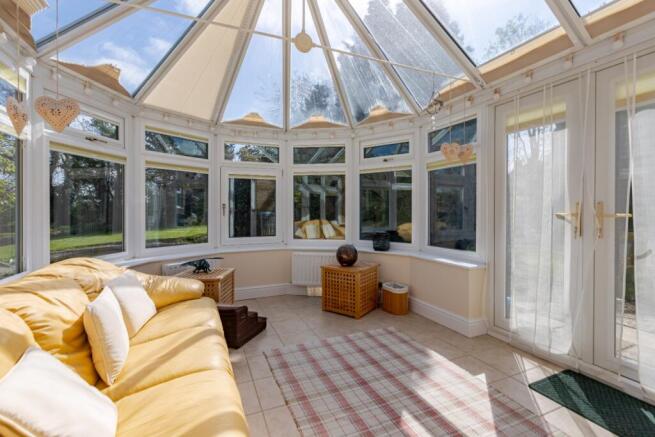 3 bed Detached Bungalow for sale Image 8
