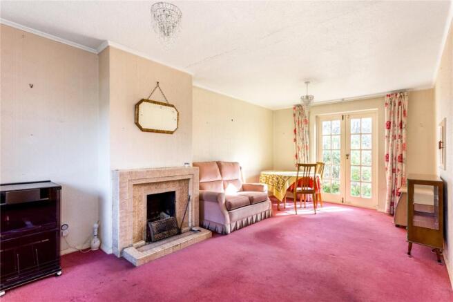Lounge/Dining Room