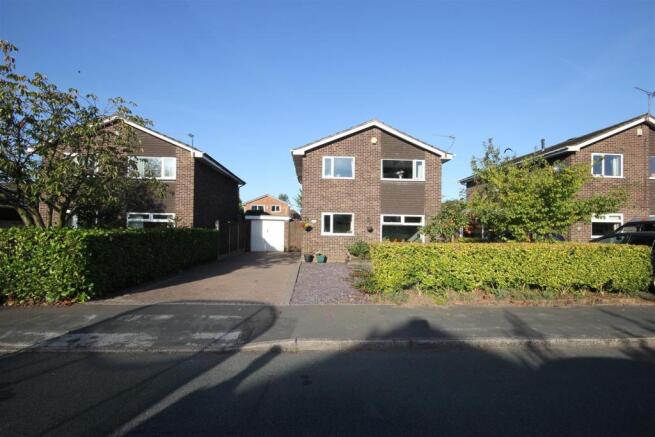 8 Furlong Avenue 196.JPG