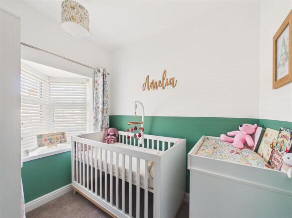 3 bed Terraced for sale Image 10