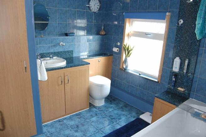 Photo 9