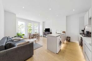 Flat B, 77, Heybridge Avenue, London SW16 3DS
