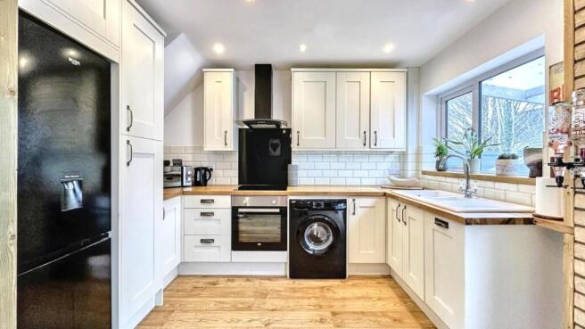 PlNJt4Vi_Euw7pIP-mOi_w