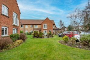 44, Ainsworth Court, Grove Lane, Holt NR25 6FD