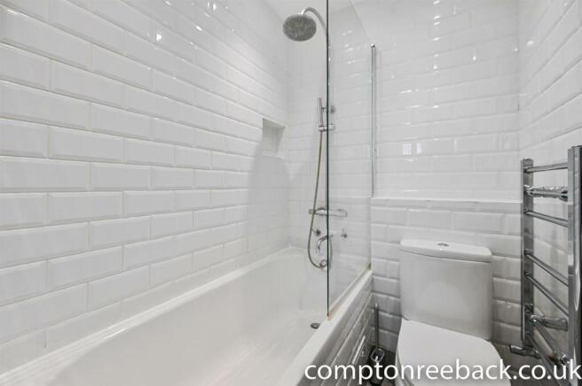 - bathroom 2 (1).jpg