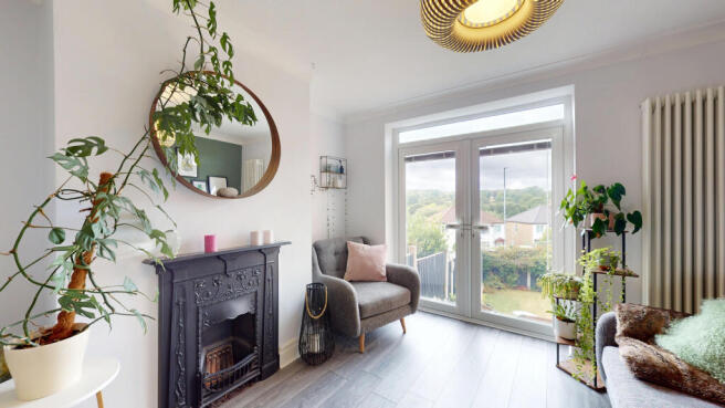 5 bed Semi-Detached for sale Image 4