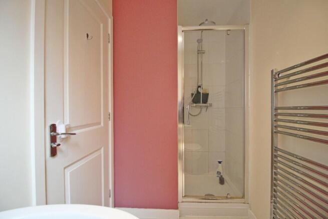 bed one en-suite