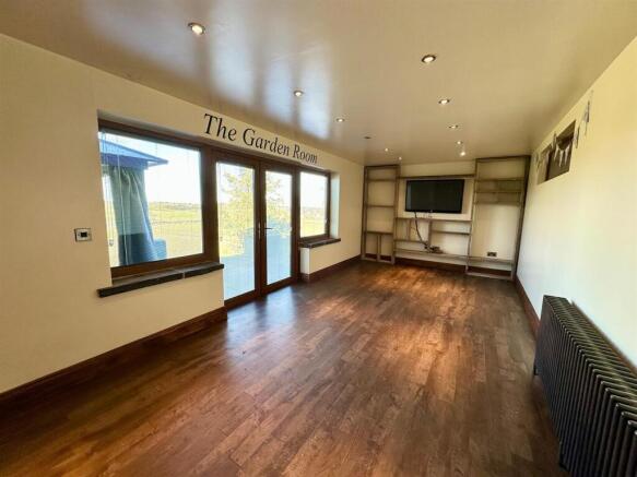 5 bed Character Property for sale Image 7