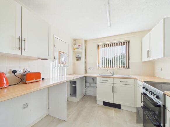 Ferrieres Close, Dunchurch, Rugby, Warwickshire photo 4