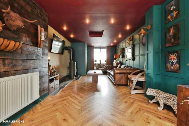 3 bed Semi-Detached for sale Image 6