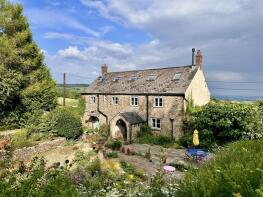Rose Crown House, Birdsmoorgate, Bridport DT6 5QG