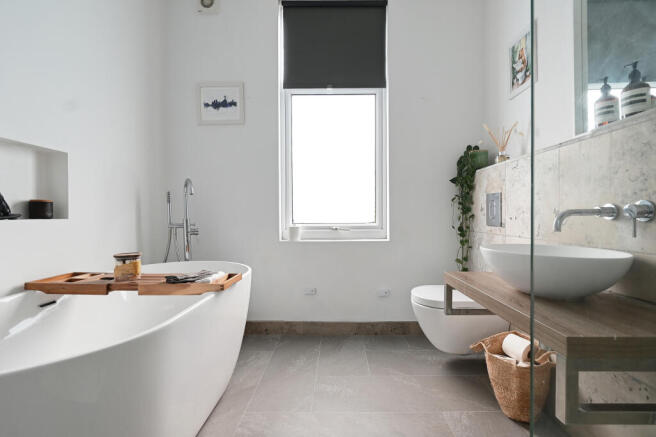 3 bed Terraced for sale Image 11