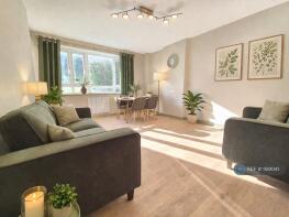 5, Lindale, Wimbledon Park Road, London SW19 6PQ