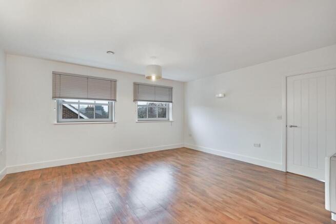 Living Room 1.jpg