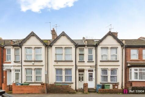 Masons Avenue, Harrow