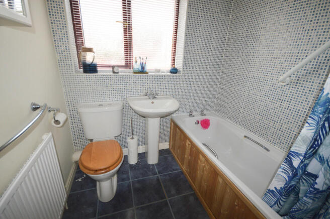 Photo 12