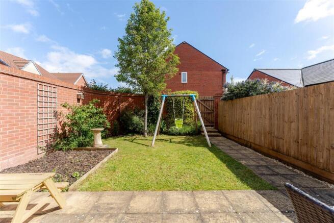 2 Egret Drive Yatton BS49 4FN  43.jpg