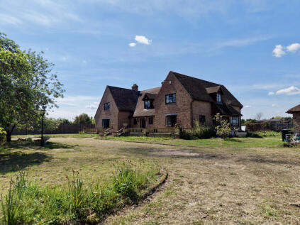 Rosewal Manor, Weirs Drove, Burwell