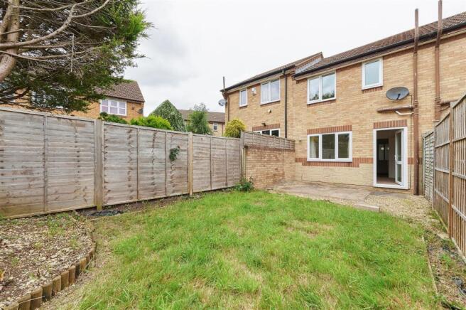 3 Adams Close-12.jpg
