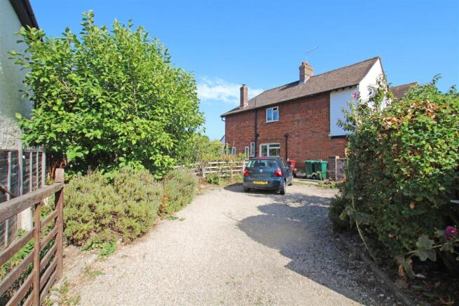 45WL - Driveway.jpg
