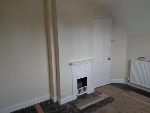 3 bed Terraced to rent Image 8