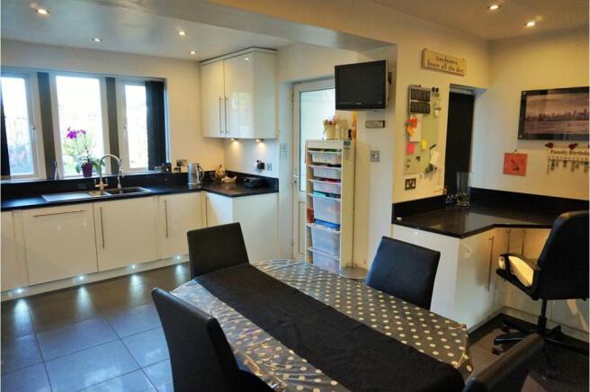 Kitchen / Diner