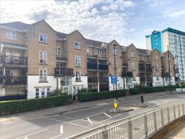 20, Highfield Road, Feltham TW13 4DB